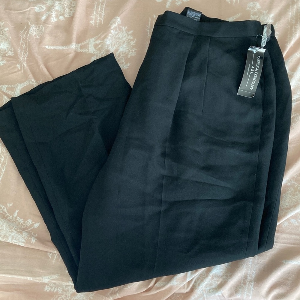NWT Kasper & Company pants size 22